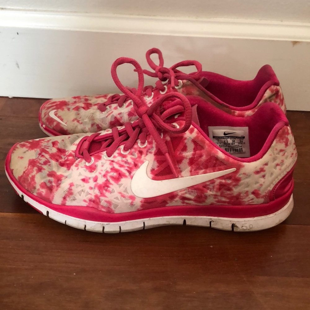 Super cute Nike Free shoes